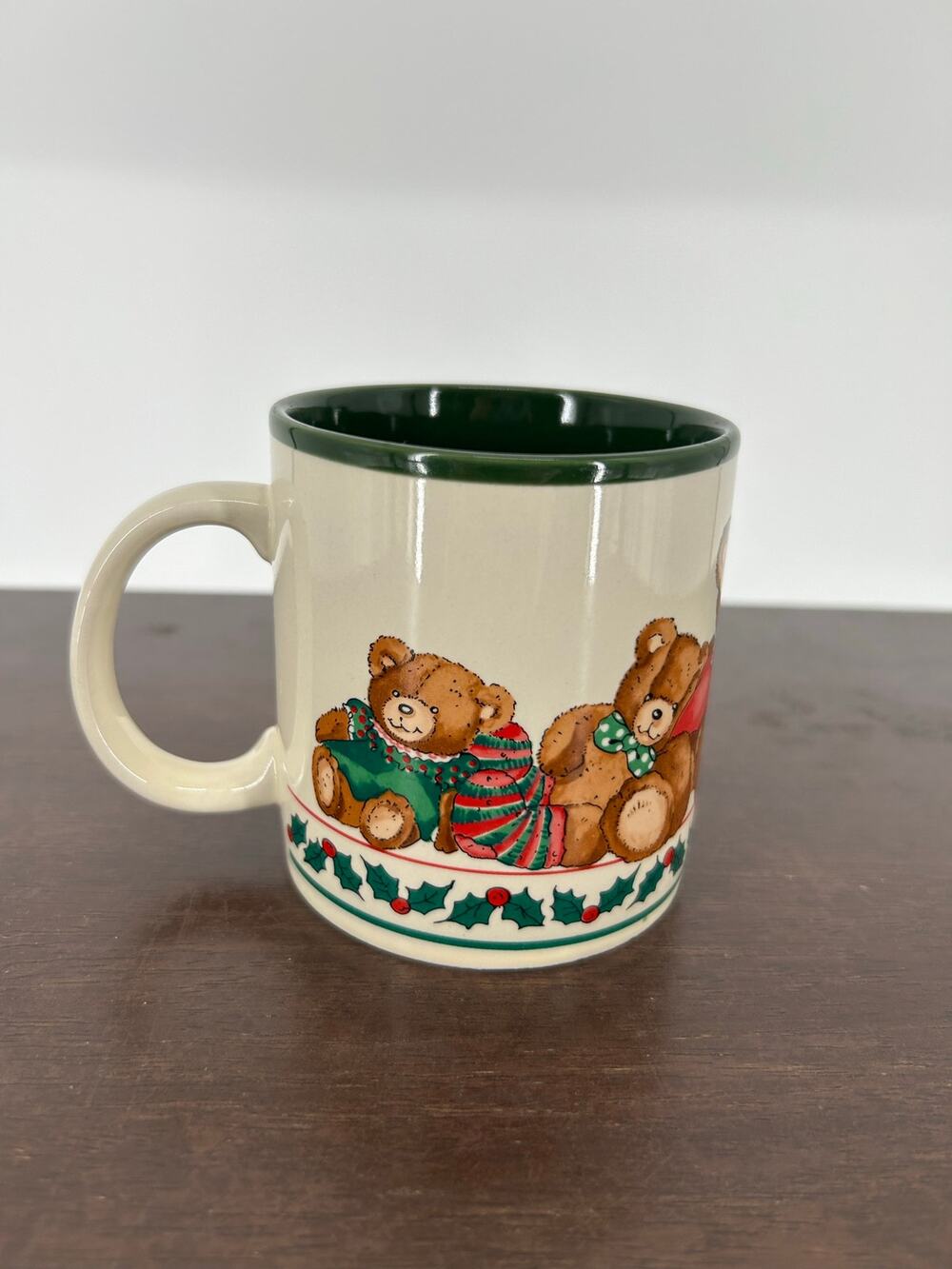 Vintage 1987 Marvelous Mugs Potpourri Press Coffee/Tea Mug Christmas Teddy Bears